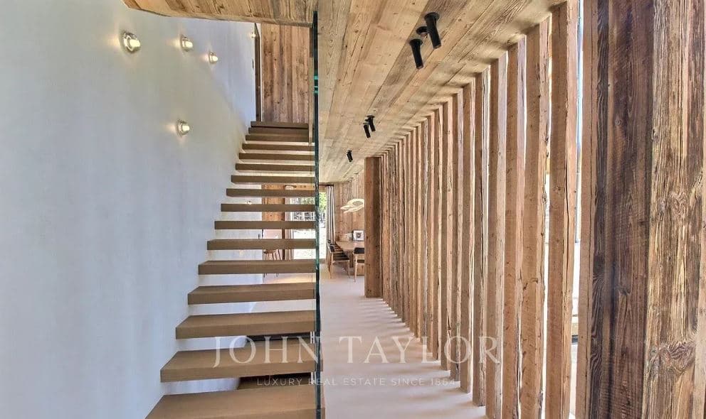 2293 – Maison – 5.5 pièces – 9200000CHF – 290m²