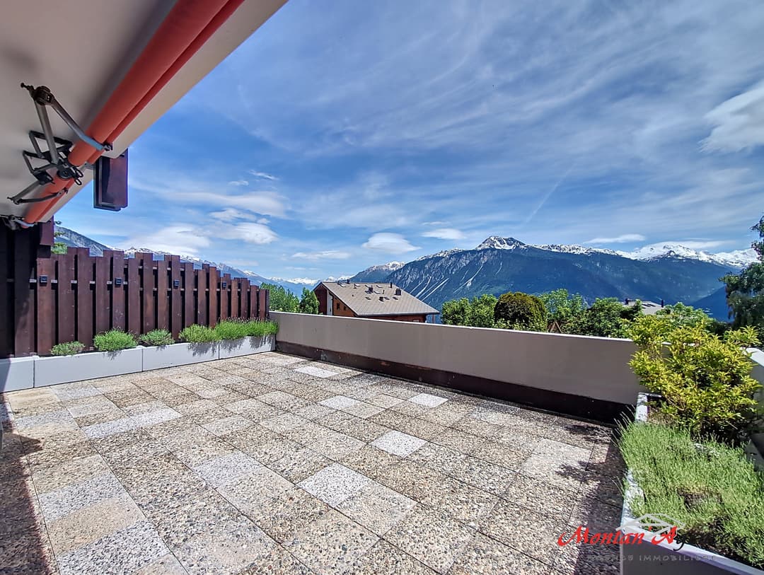 2240 – Appartement 2.5 pièces – 400000CHF – 51m²