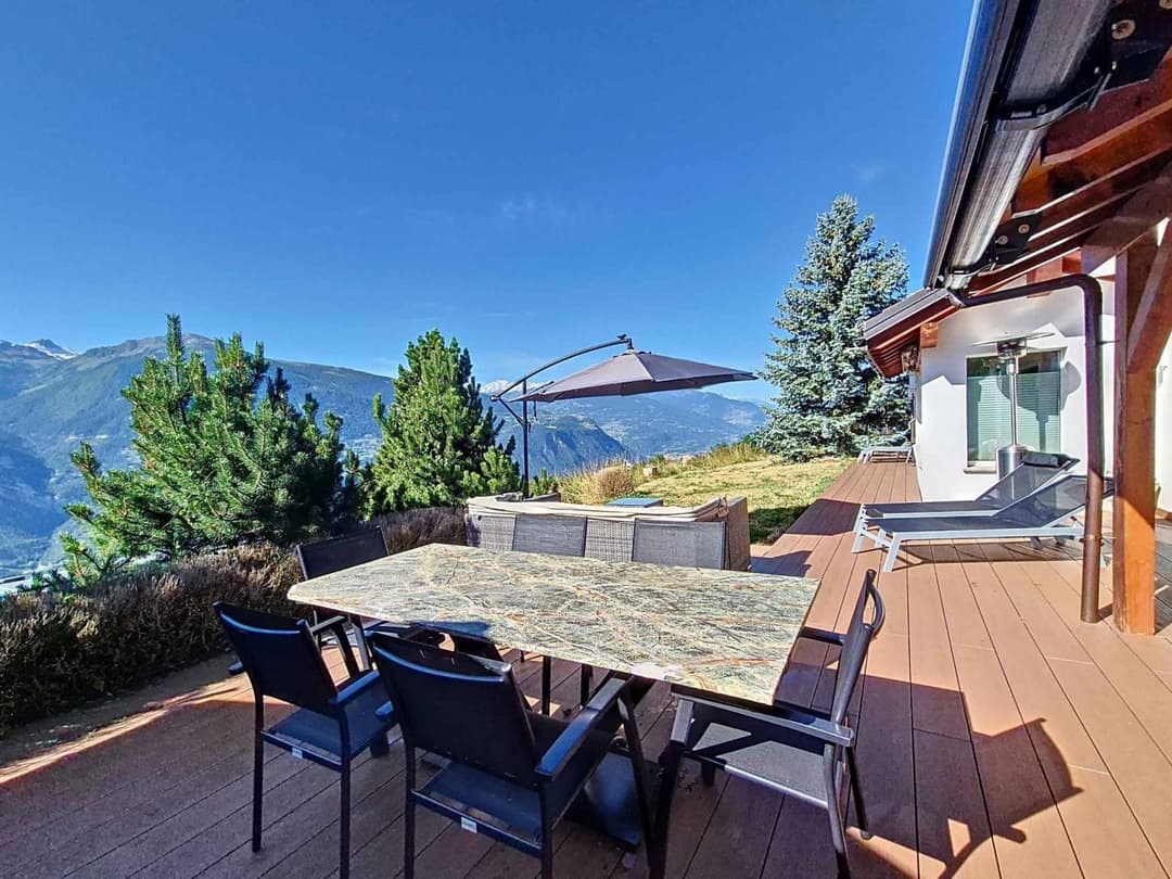 2249 – Maison 4.5 pièces –  1900000 CHF – 257 m²