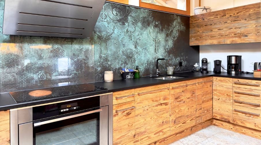 1855 – Chalet 7 pièces –  24000CHF – 300m²
