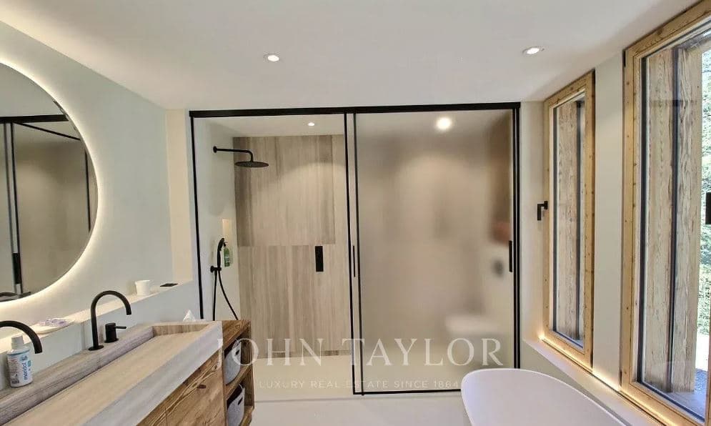 2293 – Maison – 5.5 pièces – 9200000CHF – 290m²