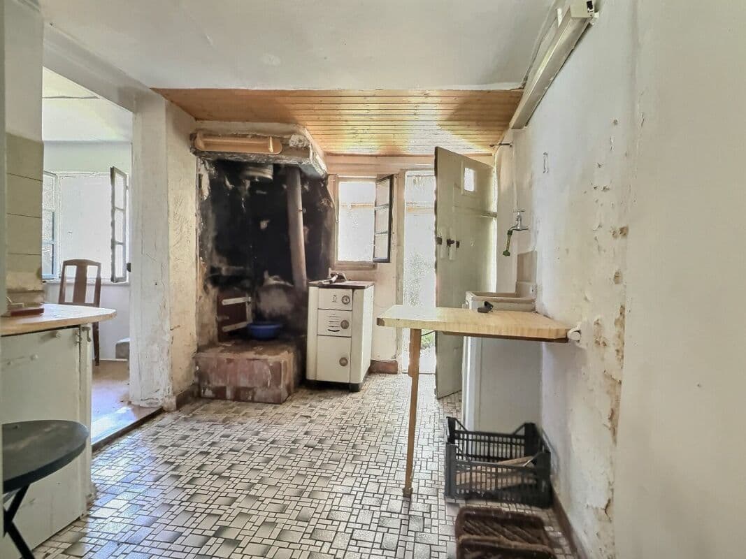 2320 – Maison 3 pièces – 200000CHF – 292m²