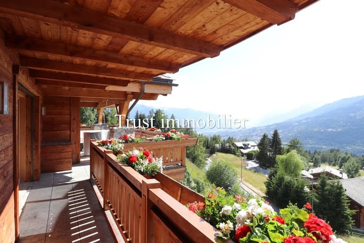 2103 – Appartement 4.5 pièces – 235 m²