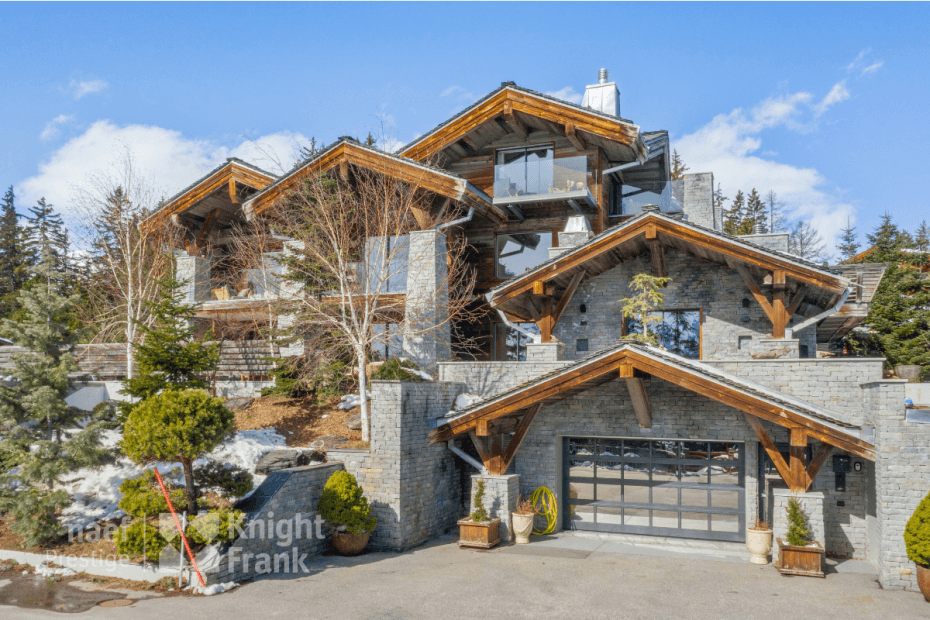 2101 – Maison 13.5 pièces – 1508 m²