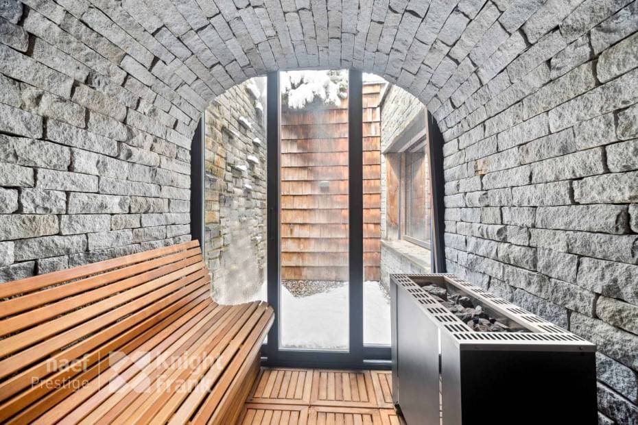 2101 – Maison 13.5 pièces – 1508 m²