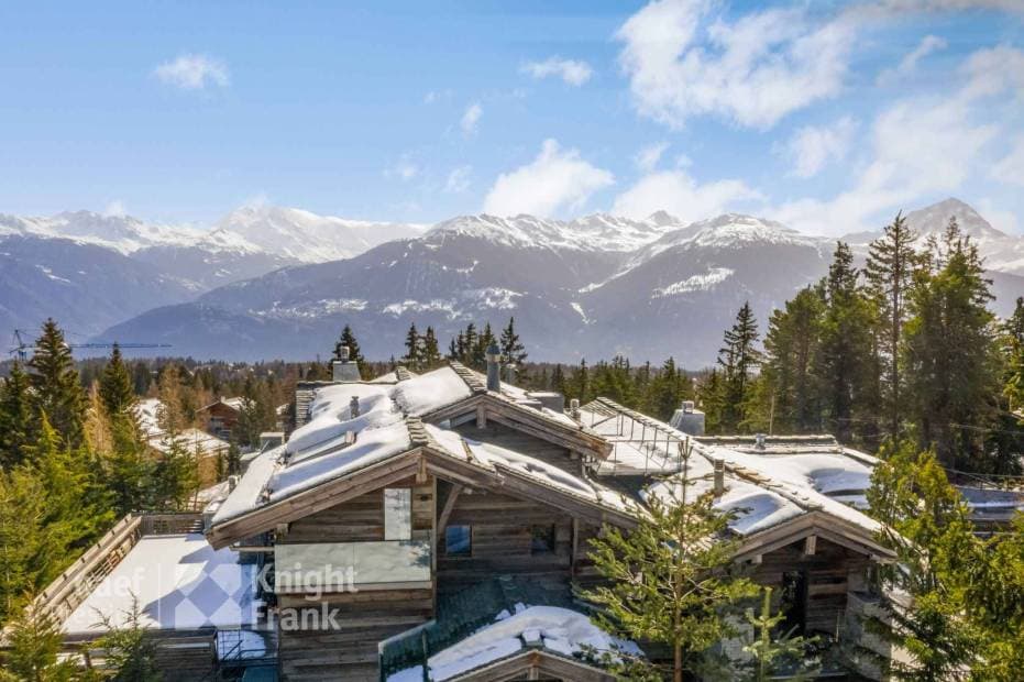 2101 – Maison 13.5 pièces – 1508 m²