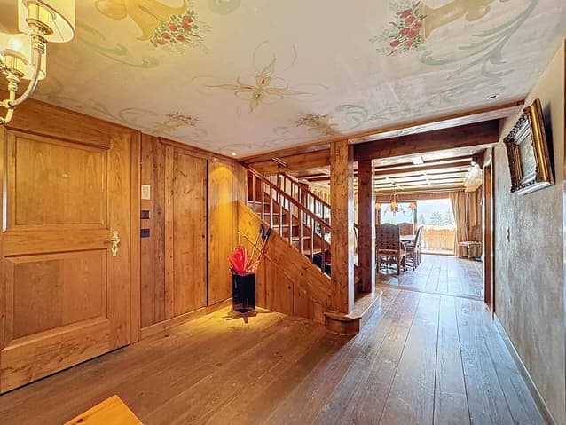 1655 – Appartement 6.5 pièces – 4960000CHF – 241.60 m²