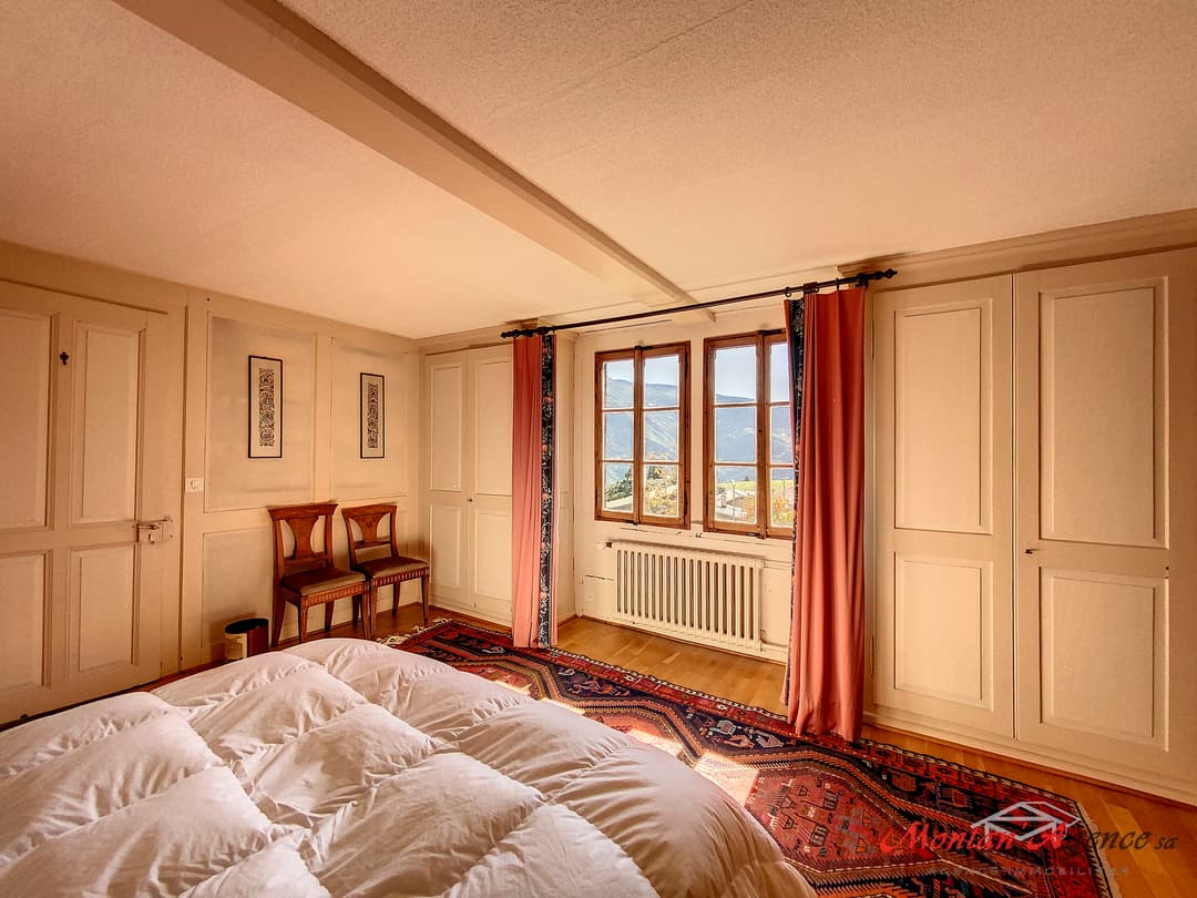 1265 – Maison – 8pièces – 1069.10CHF – 300 m²