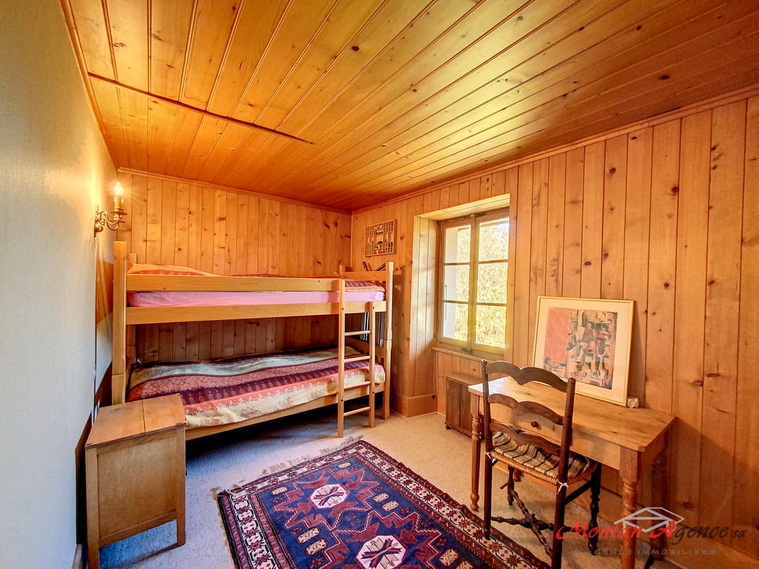 1265 – Maison – 8pièces – 1069.10CHF – 300 m²