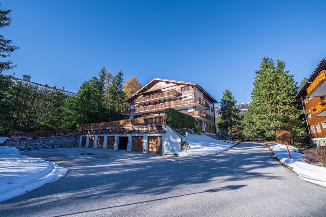 1657 – Appartement 4.5 pièces – 3550000 CHF – 160.4m²