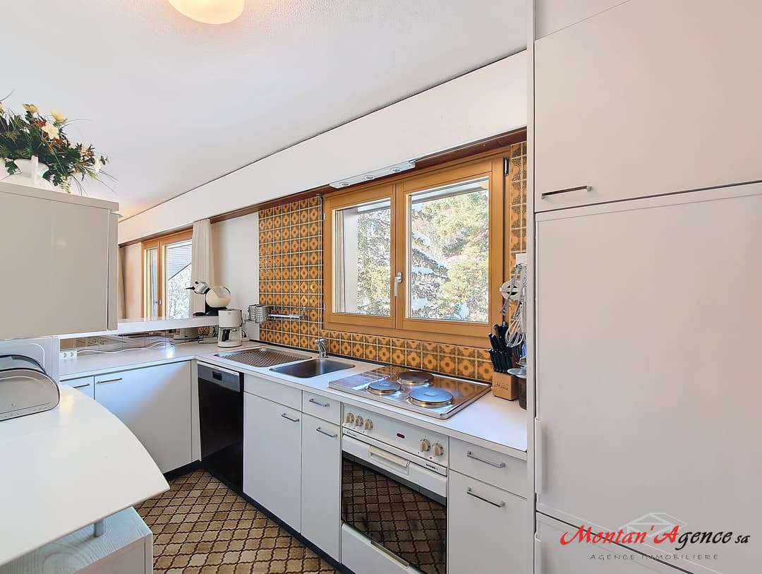 1649 – Appartement – 3.5pièces – 640000CHF -157 m²