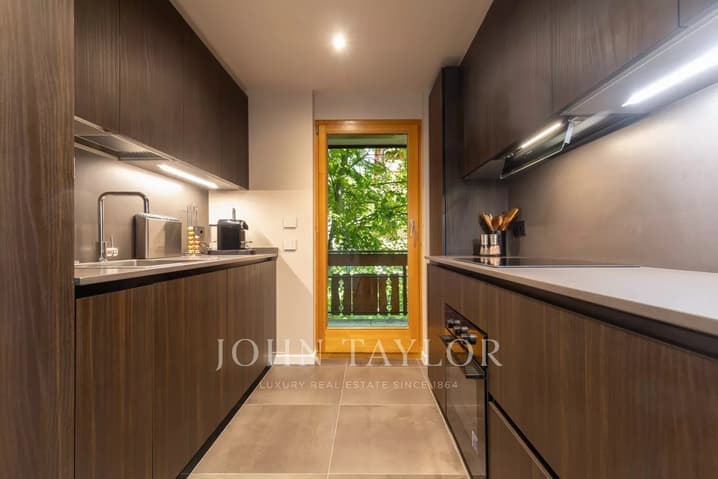 1304 – Appartement 5,5 pièces – 165m²