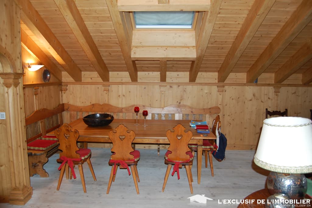 1343 – Appartement – 4.5pièces- 140 m²