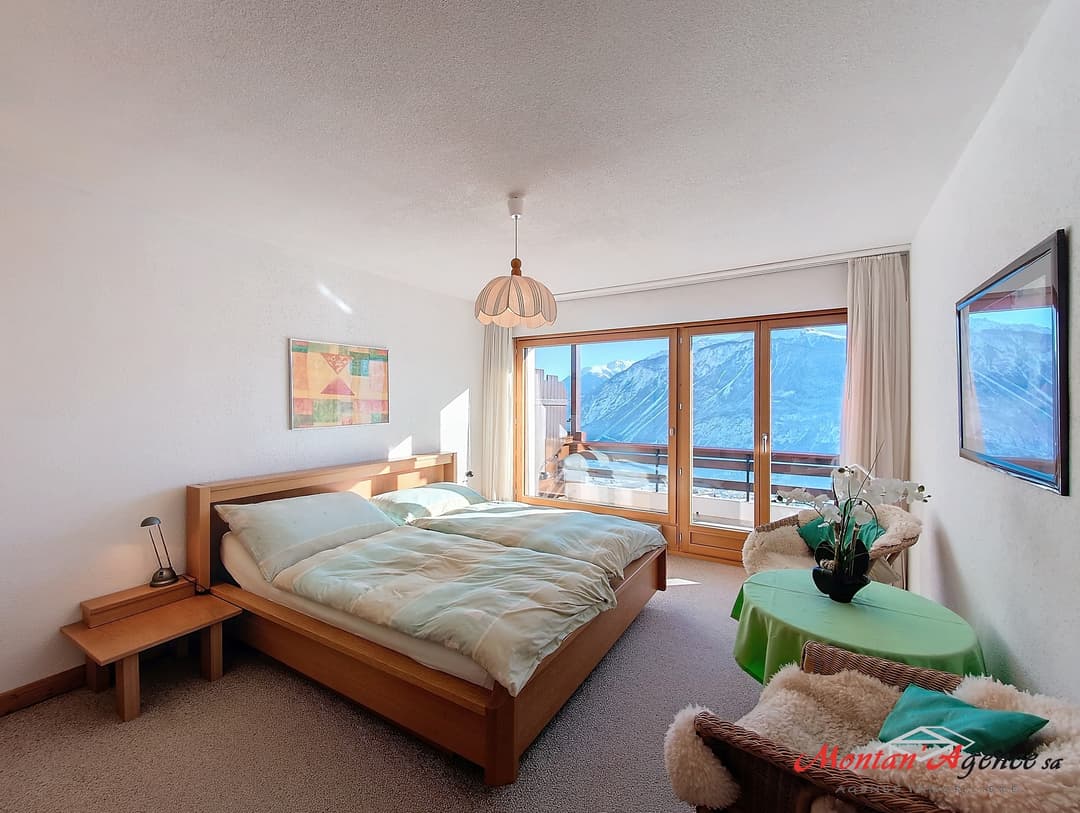 1649 – Appartement – 3.5pièces – 640000CHF -157 m²