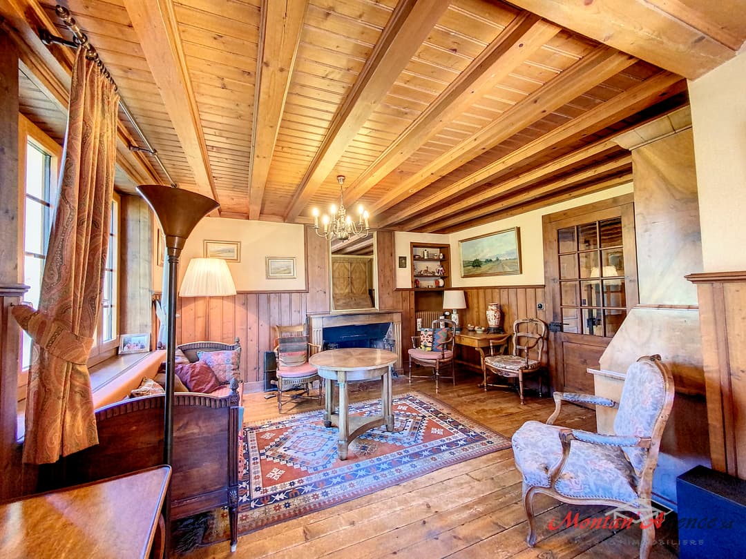 1265 – Maison – 8pièces – 1069.10CHF – 300 m²