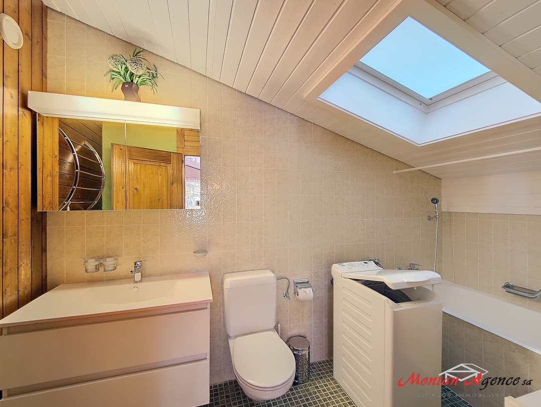 1649 – Appartement – 3.5pièces – 640000CHF -157 m²