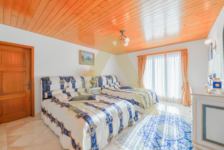 1549 – Maison – 18pièces – 18000000CHF – 1336.2 m²