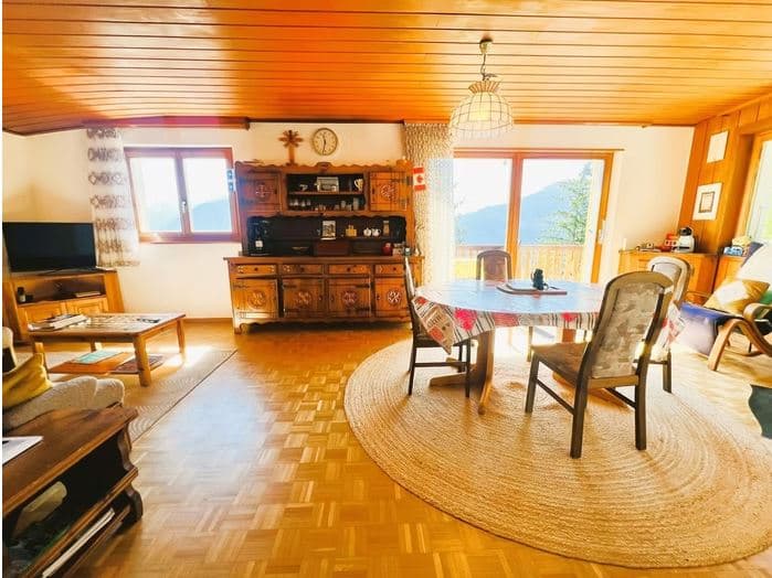 1353 – Appartement – 3.5pièces – 2350CHF – 81 m²