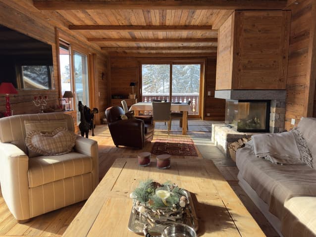 1407 – Appartement – 4pièces – 162 m²