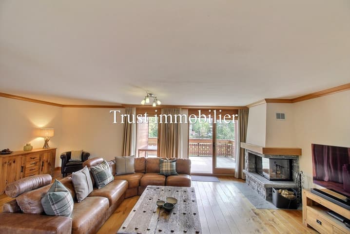 1664 – Appartement – 4.5pièces – 194 m²