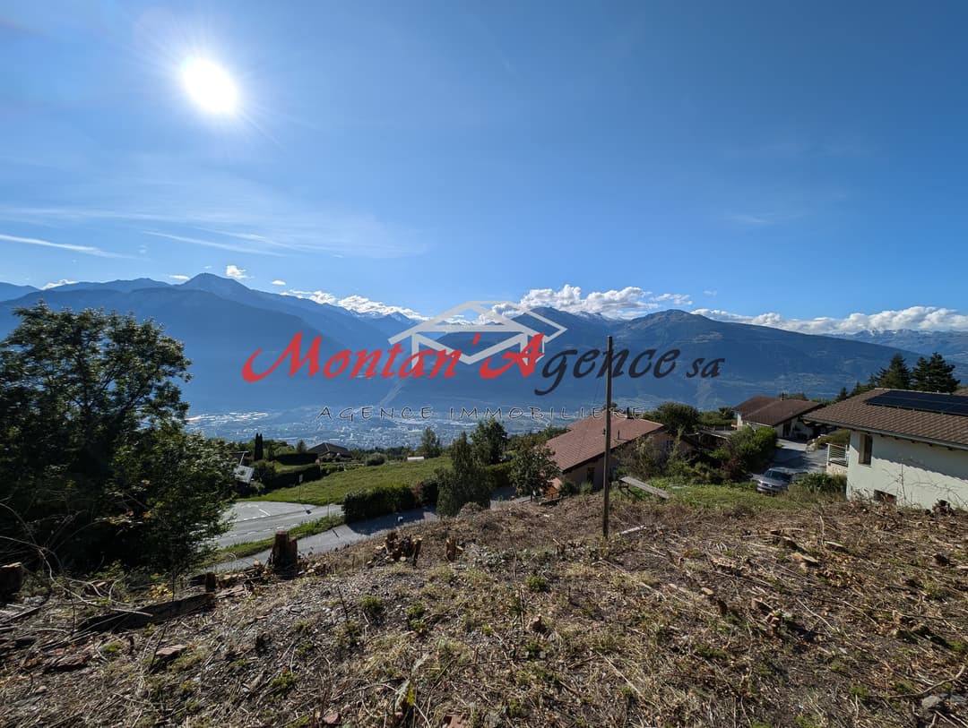 1724 – Terrain – 250000CHF – 1423 m²