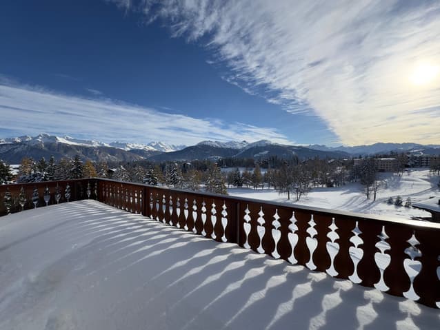 1407 – Appartement – 4pièces – 162 m²