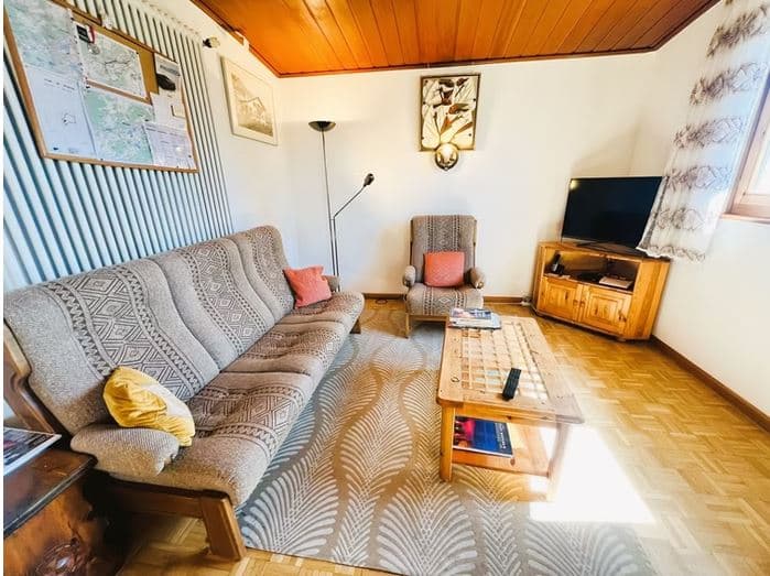 1353 – Appartement – 3.5pièces – 2350CHF – 81 m²