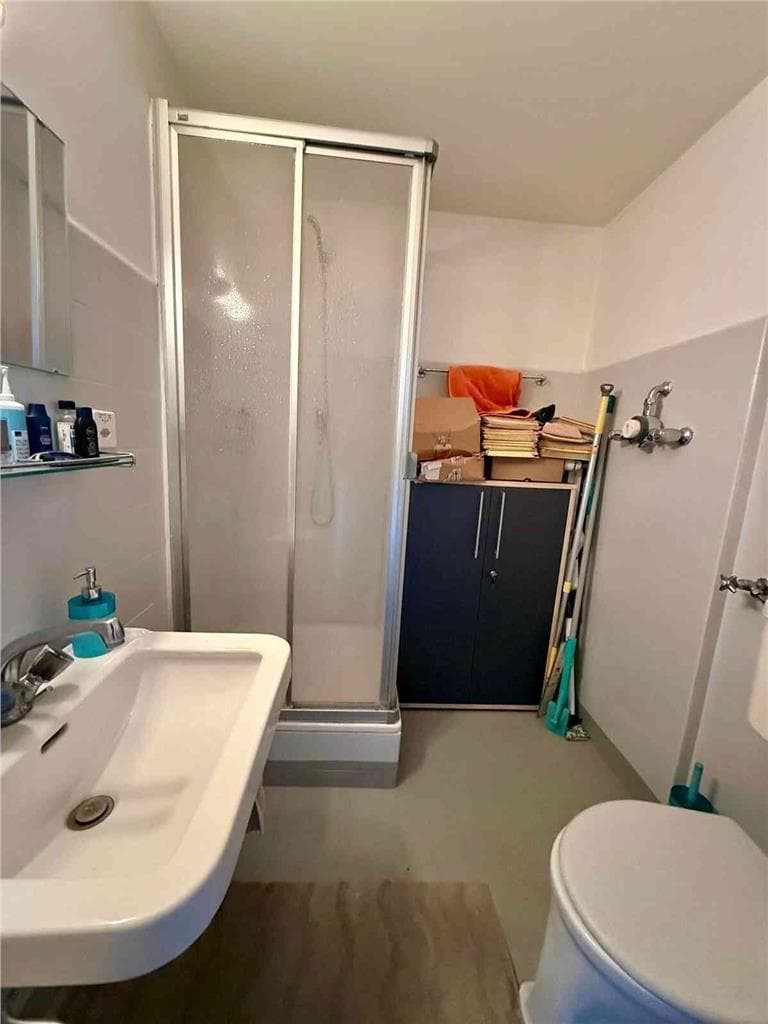 1406 – Commerce – 1pièce – 750CHF – 26 m²