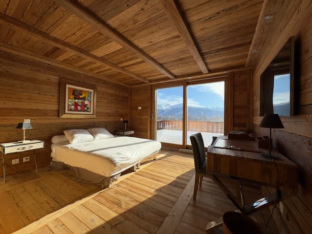 1407 – Appartement – 4pièces – 162 m²