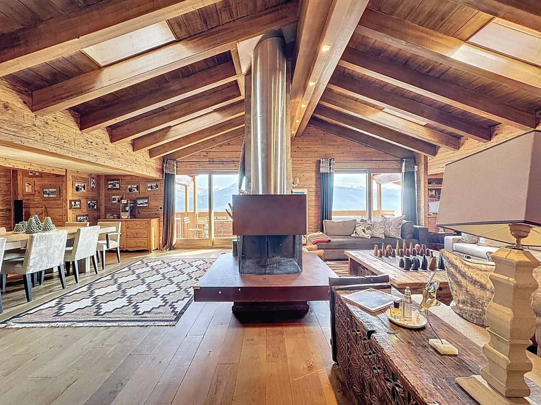 1732 – Appartement – 10.5pièces – 519m²