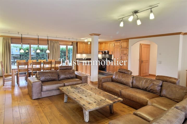 1664 – Appartement – 4.5pièces – 194 m²