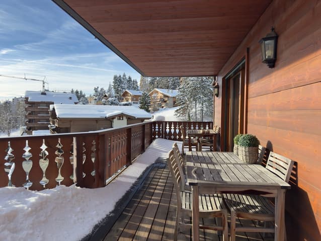 1407 – Appartement – 4pièces – 162 m²