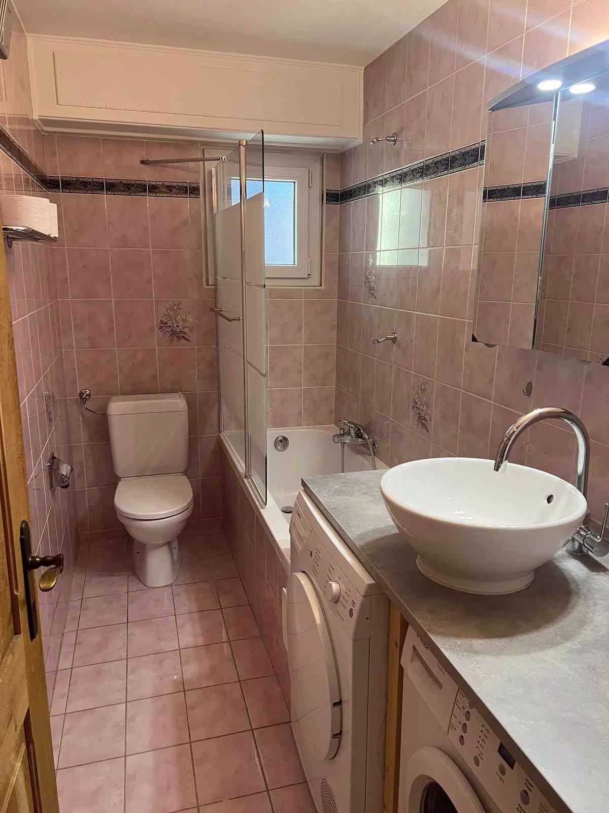 1554 – Appartement 5.5 pièces – 3100CHF – 150m²