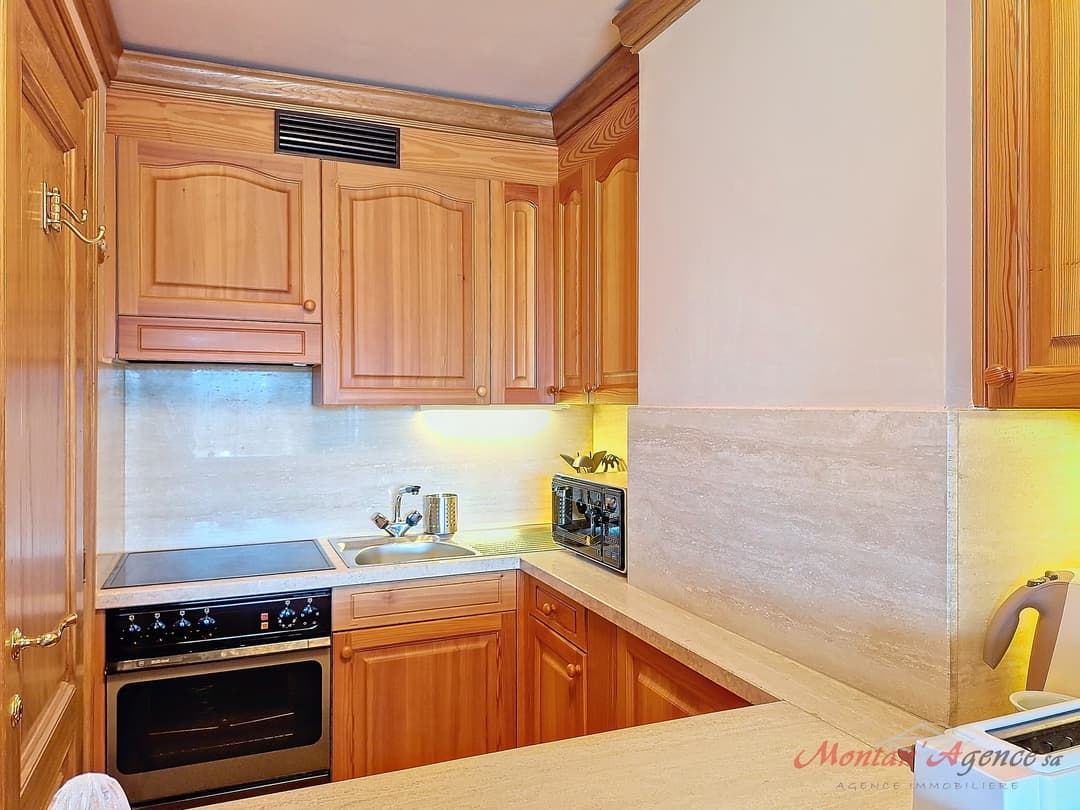 1528 – Appartement 1,5 pièces – 1001.35CHF – 45m²