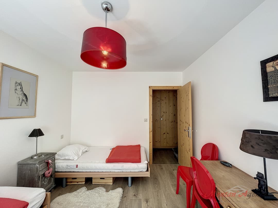 1530 – Appartement 4 pièces – 1844.30CHF – 100m²