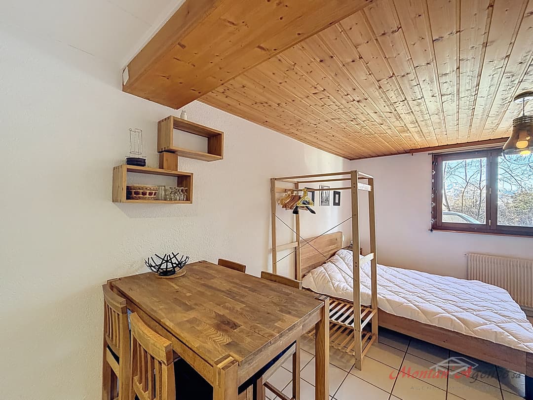 1600 – Appartement -1pièce – 900CHF