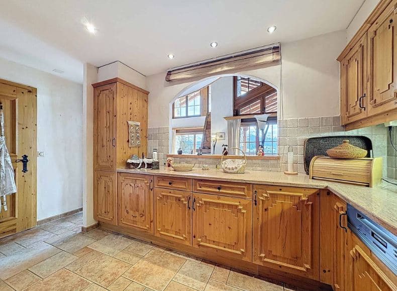 2008 – Appartement 6.5 pièces – 4590000 CHF – 248m²