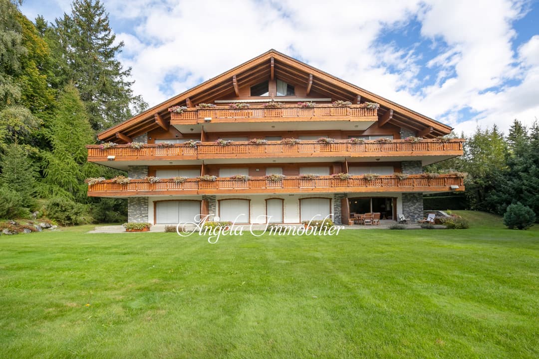 1720 – Appartement – 107 m²