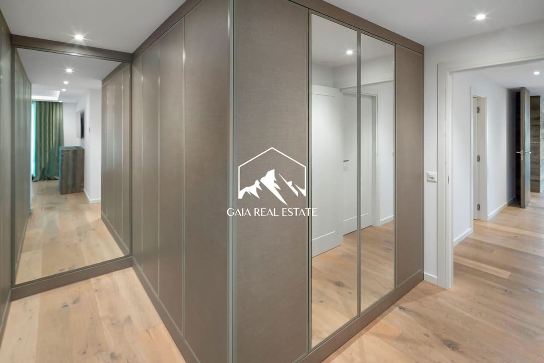 2084 – Appartement – 2620000CHF – 150m²