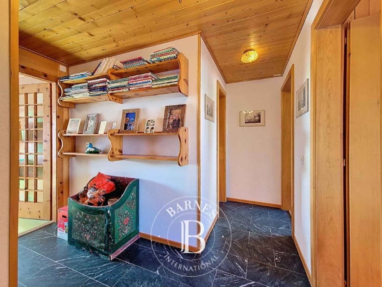 2087 – Appartement 4,5 pièces – 3800000 CHF – 165m²