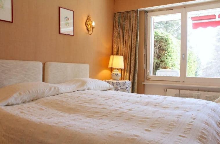 1715 – Appartement 4 pièces – 2240CHF – 150m²