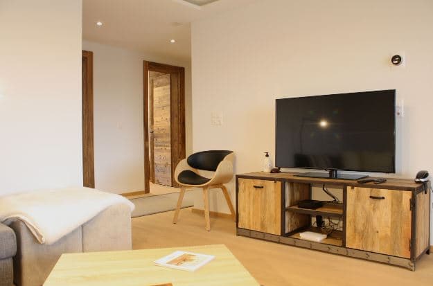 1712 – Appartement 4 pièces – 3150CHF – 110m²