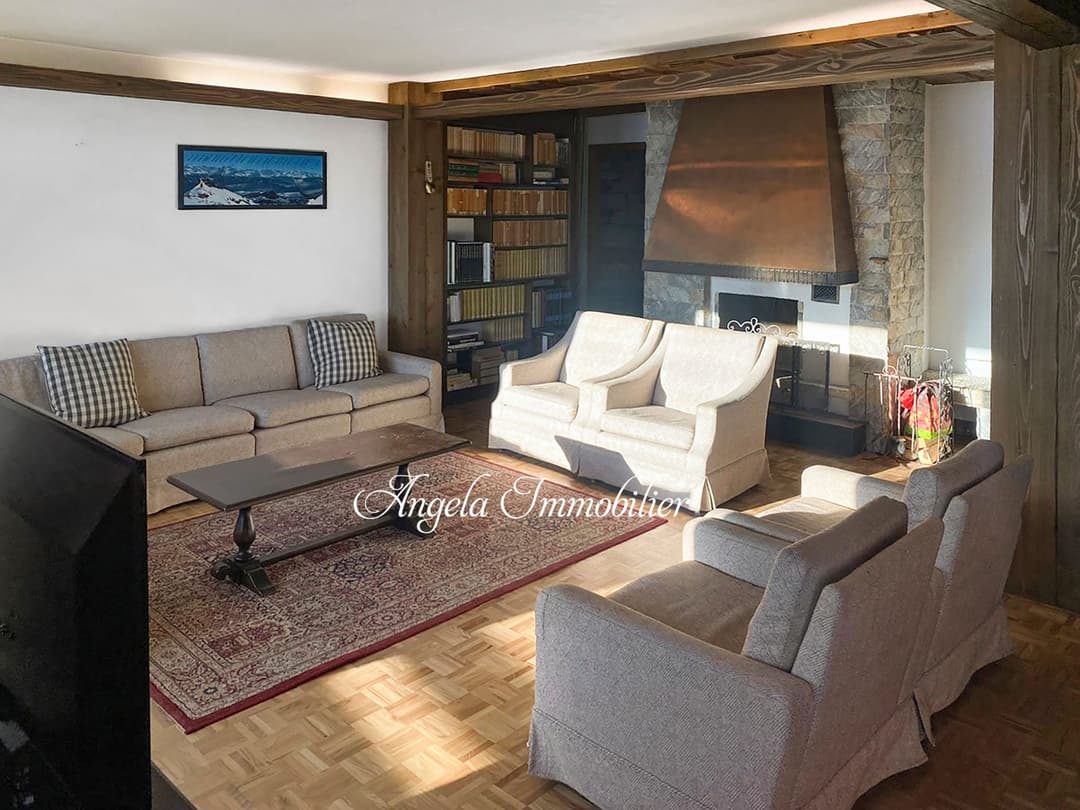 1734 – Appartement 6.5 pièces – 190 m²