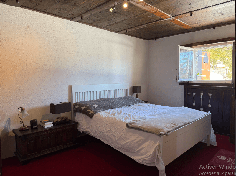 2721 – Appartement 4 pièces – 2450 CHF – 250 m²