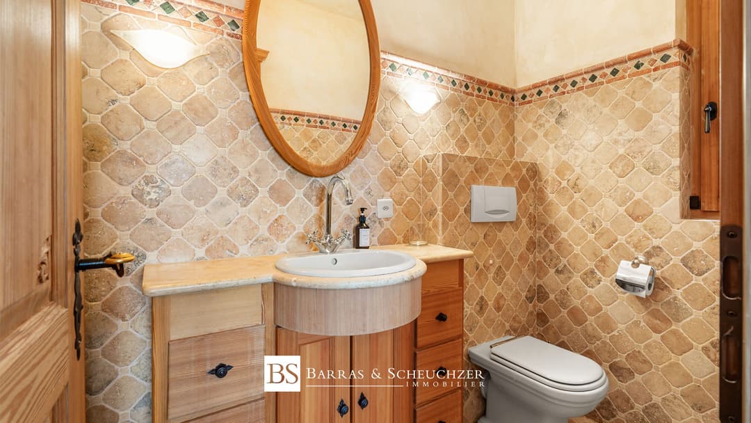 2088 – Maison 10 pièces – 550m²