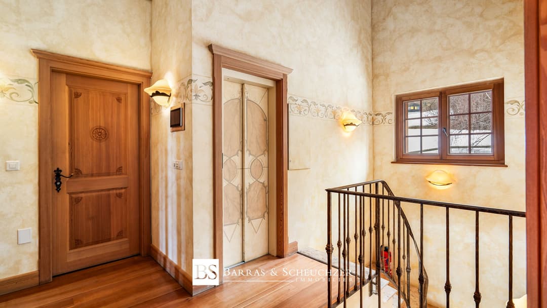 2088 – Maison 10 pièces – 550m²