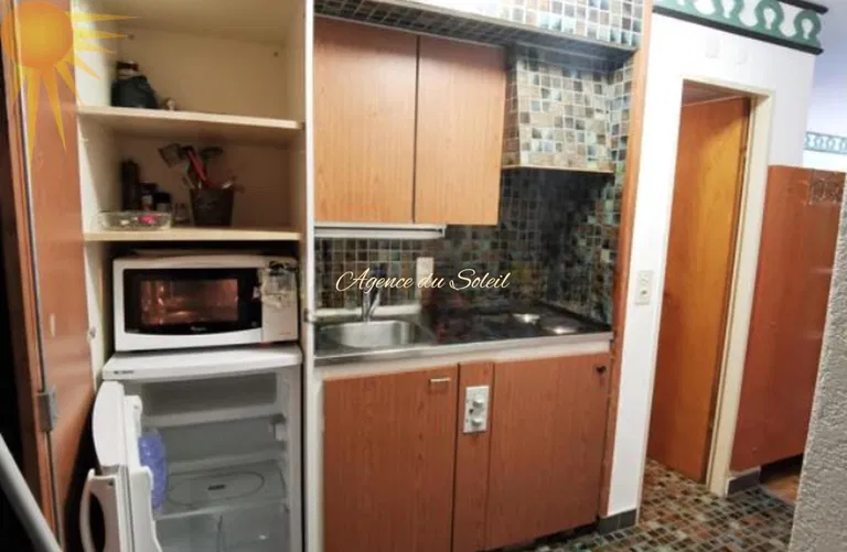 1677 – Appartement 1 pièce – 800 CHF – 28 m²