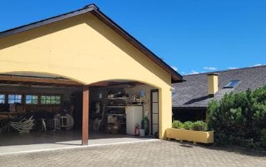 2109 – Maison 7.9 pièces – 2590000 CHF – 525 m²