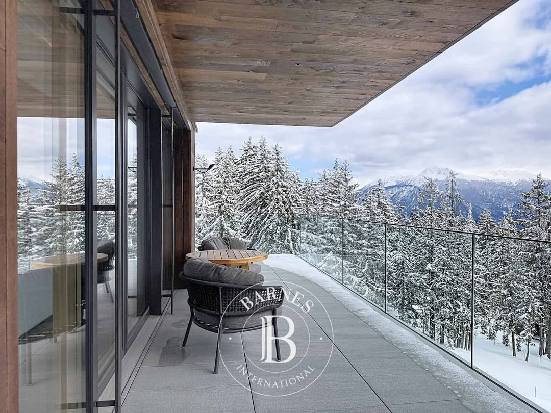 2175 – Appartement 3.5 pièces – 238 m²