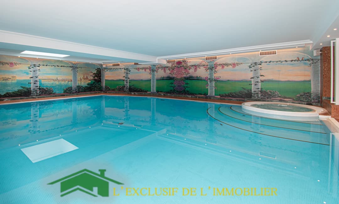 2306 – Appartement 5.5 pièces – 382.58m²